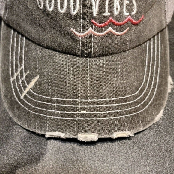 High Tides & Good Vibes Embroidered Trucker Hat - Picture 3 of 8